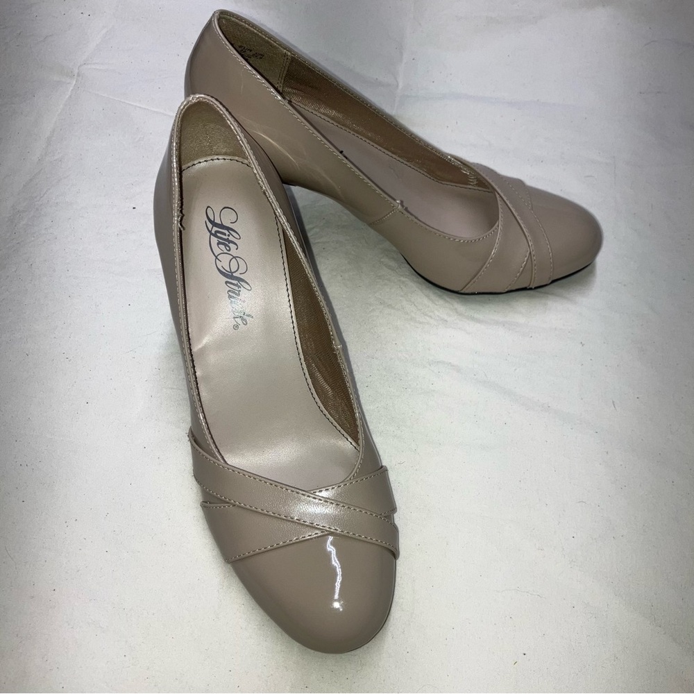 Life Stride Adara Simply Comfort Beige Pump chunky Heel - 7.5M - Picture 3 of 7